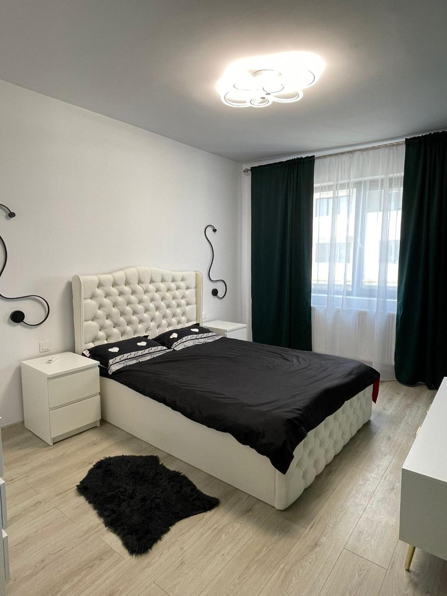 Apartamento Golden Shades Chiajna Exterior foto